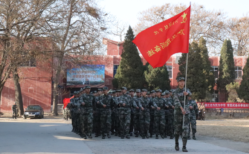 UG环球官网预备役连队赴保定市莲池区武装部参加2019年“军事日”活动