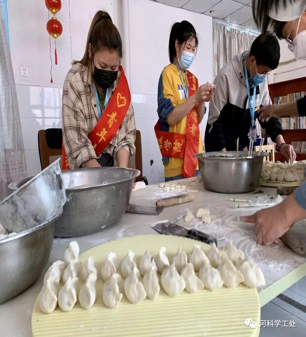 追寻红色足迹，重温百年党史（二）||UG环球官方网志愿者走进“锦阳红” 干部休养所开展老党员慰问活动