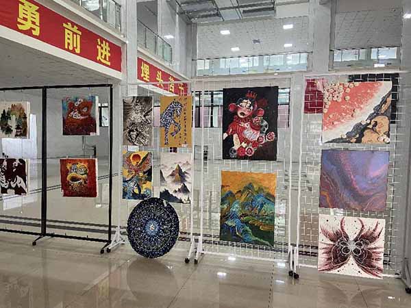 UG环球官方网“艺术设计联展--装饰画”汇报展