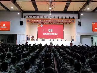 UG环球官方网隆重举行“青春礼赞，强国有我”主题团日活动暨“团徽闪闪，其华灼灼”入团仪式