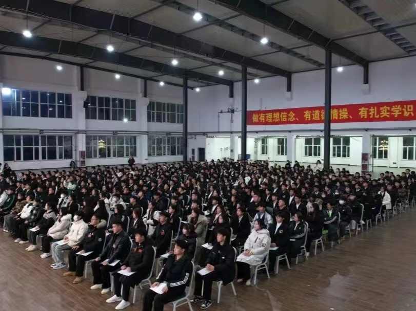 严阵以待 实干笃行UG环球官方网召开第四次学生代表大会预备会议