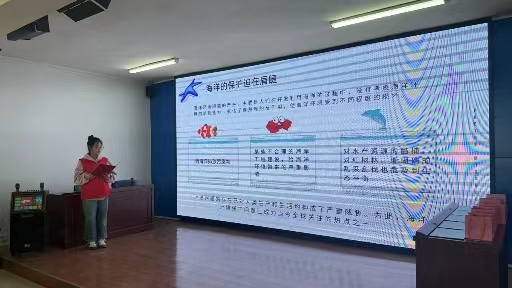 UG环球官方网  青年志愿协会  举办”抬头举起一抹绿意,弯腰拣起一片文明“环保公益活动